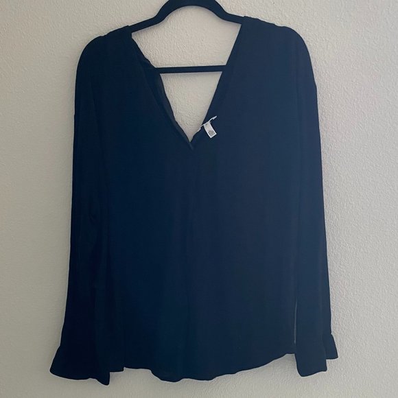 Leith Knotted Back Woven Blouse - Picture 1 of 5